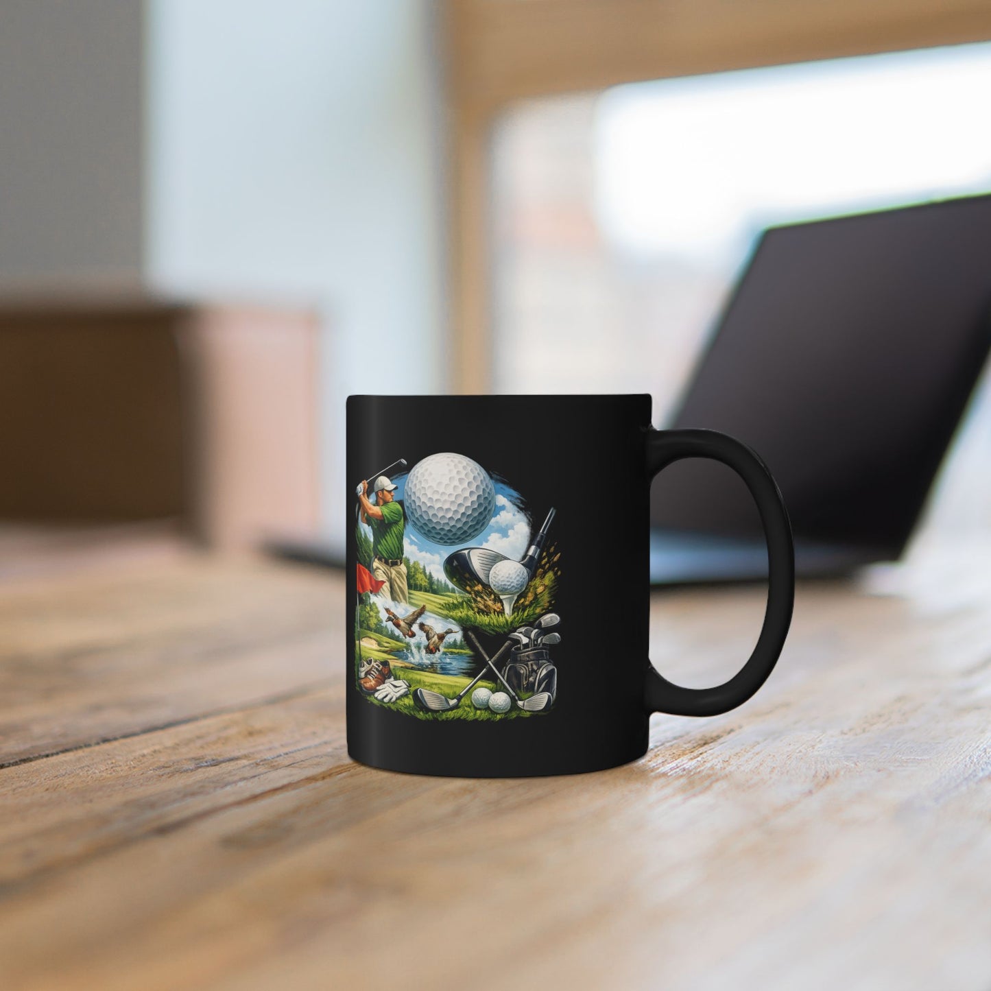 Mug en céramique noire scène de golf     Mug de 325 ml avec illustration sur le thème du golf