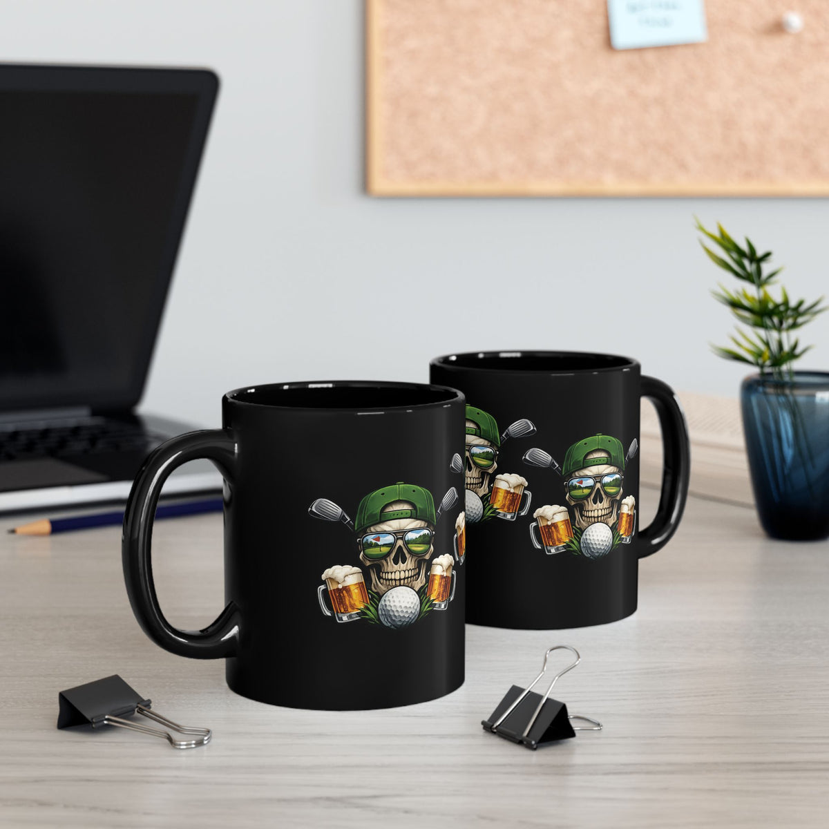 Golf Schädel Bierkrug Schwarz Keramik Kaffeetasse mit Golfschläger & Bier Motiv 325ml
