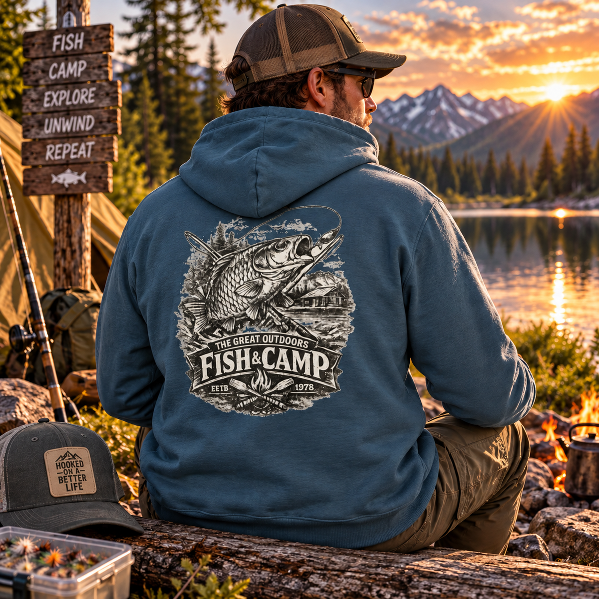 Fish and Camp Unisex Retro-Illustration-Kapuzenpullover