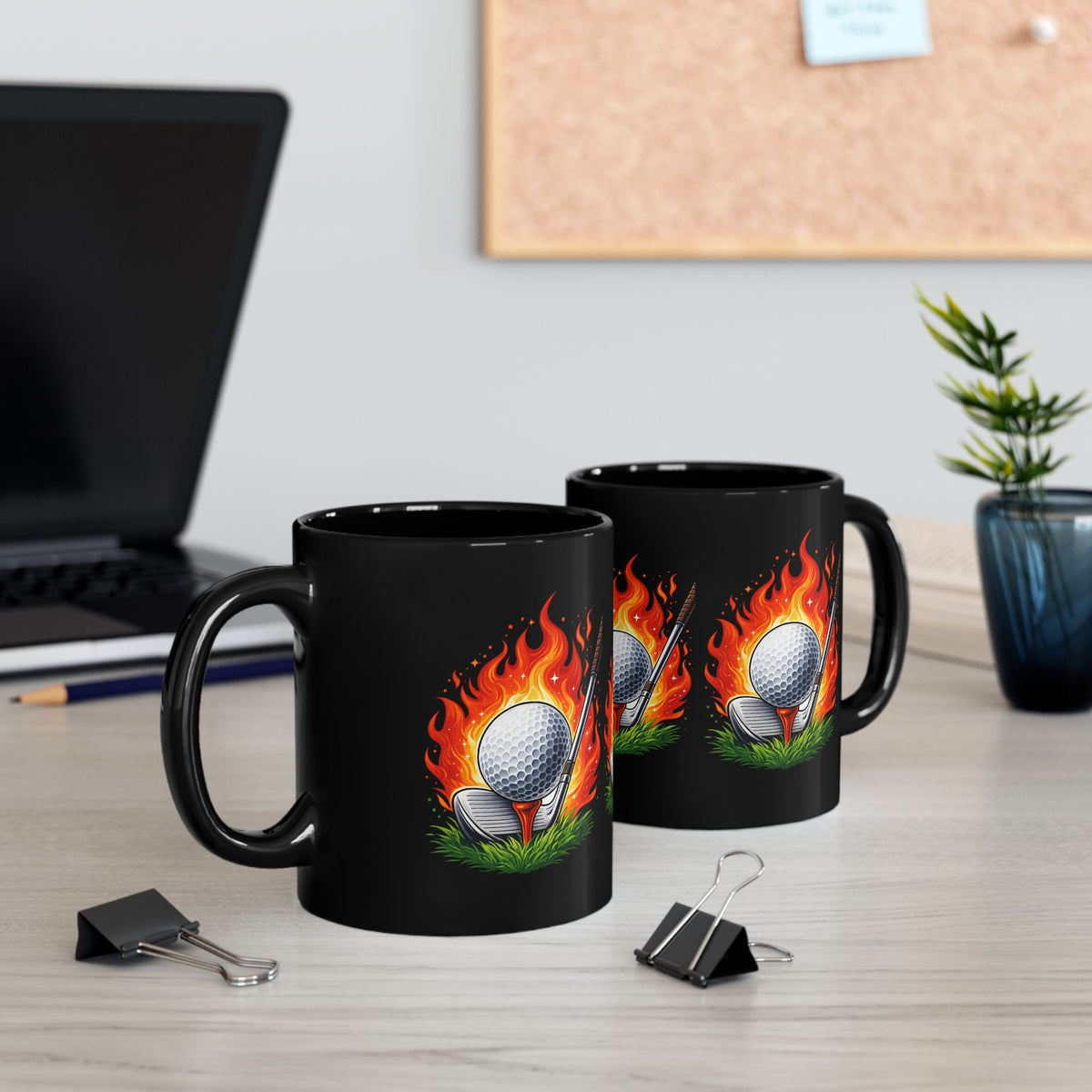 Flaming Golf Ball Schwarze Tasse Golfer Tasse Feuer Golf Tee Design