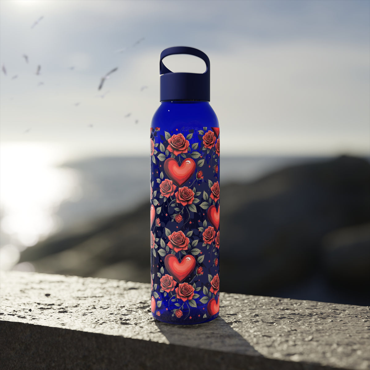 Wasserflasche mit Herz- & Rosenmuster — Blumen-Kunststoffflasche